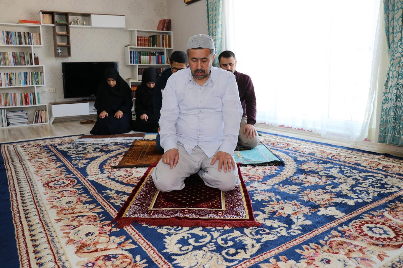 صلاة الجماعة